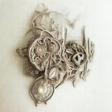 Charger l&#39;image dans la galerie, BIJOU ÉVANESCENT VII
